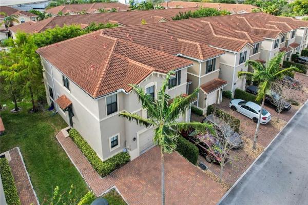 Madison Place, 1058 NW 33rd Mnr, Pompano Beach, Florida 33064, image 2