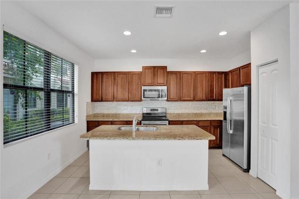 Madison Place, 1058 NW 33rd Mnr, Pompano Beach, Florida 33064, image 1