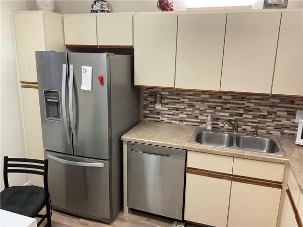 Golden Lakes Village, 135 Lake Nancy Ln #235, West Palm Beach, Florida 33411, image 1