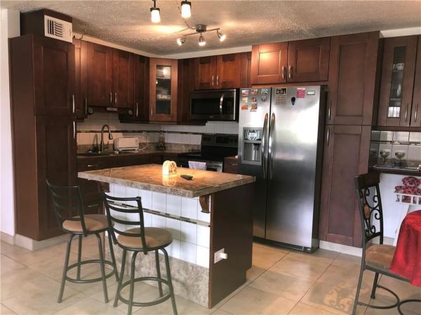 Lauderdale Oaks, 2901 NW 47th Ter #238A, Lauderdale Lakes, Florida 33313, image 3
