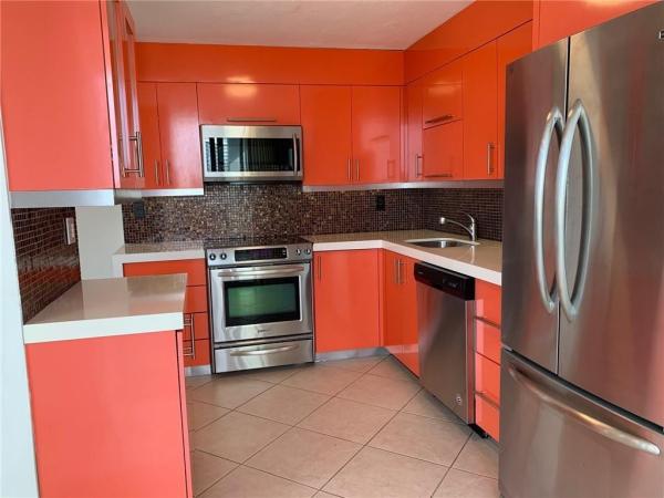 Harding Place, 7440 Harding Ave #505, Miami Beach, Florida 33141, image 1