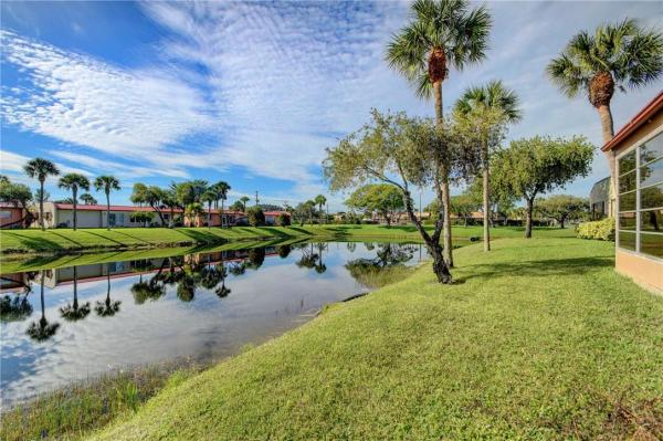 Golden Lakes Village, 308 Lake Helen Dr, West Palm Beach, Florida 33411, image 2