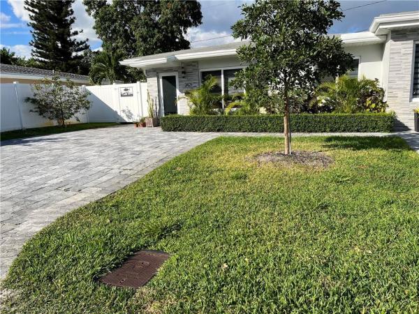 Coral Ridge Galt, 2421 NE 25th Pl #1-2, Fort Lauderdale, Florida 33305, image 1