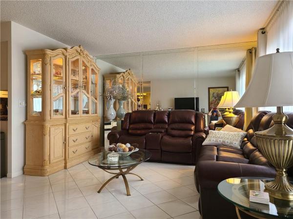 Cambridge, 3153 Cambridge G, Deerfield Beach, Florida 33442, image 1