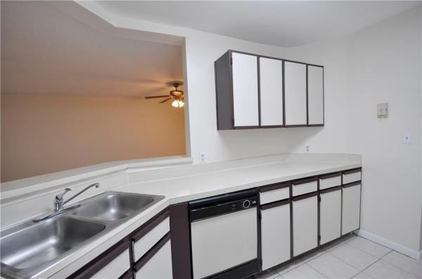 Summer Lake At Three Lakes, 3445 NW 44th St #105, Oakland Park, Florida 33309, image 1