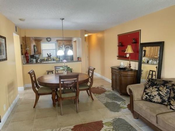 Palm Beach Grande, 1463 Lake Crystal Dr #G, West Palm Beach, Florida 33411, image 2