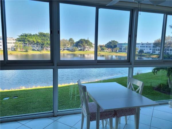 Cambridge, 2109 Cambridge E, Deerfield Beach, Florida 33442, image 1