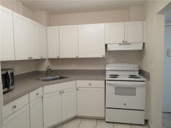 Villa Madrid 1, 10751 Royal Palm Blvd #17, Coral Springs, Florida 33065, image 3