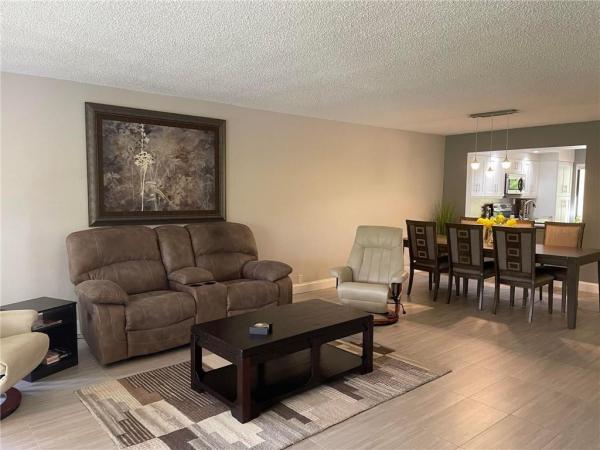 Green Lakes At Indian Spring, 11296 Green Lake Dr #203, Boynton Beach, Florida 33437, image 1