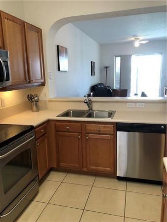 Royal Point At Palm-Aire, 3600 Oaks Clubhouse Dr #510, Pompano Beach, Florida 33069, image 2