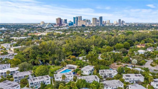 Cliff Lake Villas, 1110 SE 14th Pl #17A, Fort Lauderdale, Florida 33316, image 3