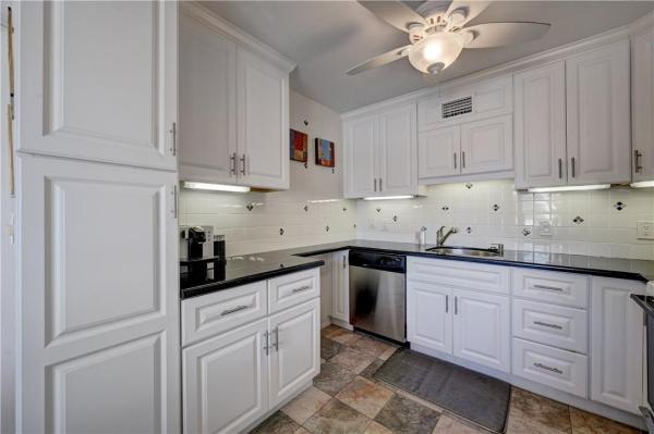 Bermuda Village, 1901 Bermuda Cir #K3, Coconut Creek, Florida 33066, image 1