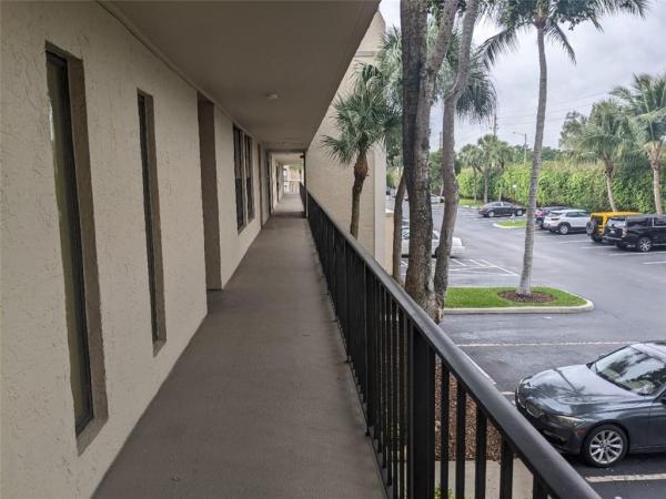 Boca Bayou, 16 Royal Palm Way #2010, Boca Raton, Florida 33432, image 1