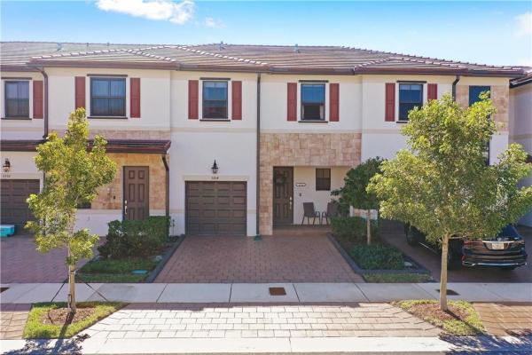 Aquabella, 3354 W 100th Ter, Hialeah, Florida 33018, image 1