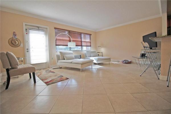 Upminster, 222 Upminster M, Deerfield Beach, Florida 33442, image 3
