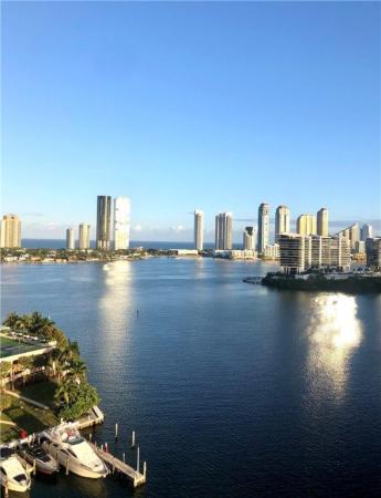 Aventura Marina 2, 3330 NE 190th St #1612, Aventura, Florida 33180, image 2
