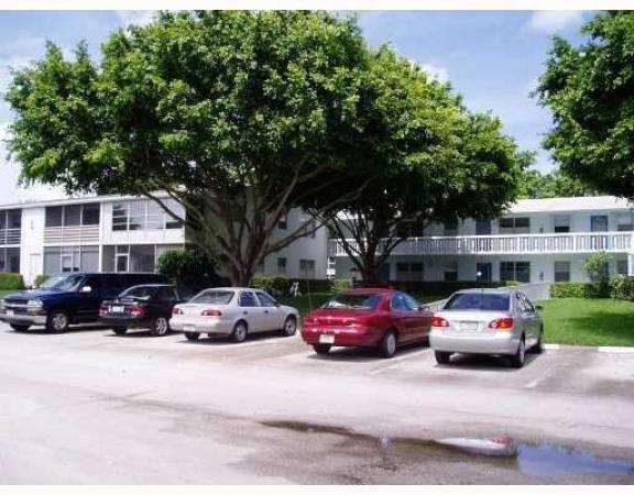 Farnham, 134 Farnham F, Deerfield Beach, Florida 33442, image 3
