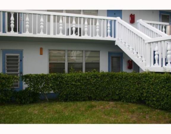 Farnham, 134 Farnham F, Deerfield Beach, Florida 33442, image 2