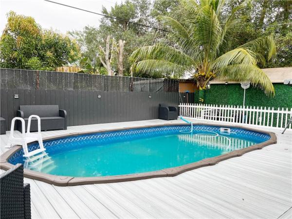 Biscayne Gardens, 14701 NW 3rd Ave, Golden Glades, Florida 33168, image 1