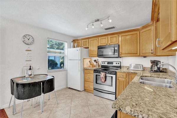 Mid Mari, 3230 NE 13th St #4, Pompano Beach, Florida 33062, image 1