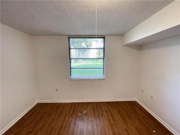 Whitehall, 3650 Whitehall Dr #105, West Palm Beach, Florida 33401, image 2