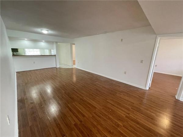 Whitehall, 3650 Whitehall Dr #105, West Palm Beach, Florida 33401, image 3