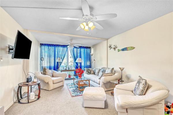Wellington Arms, 6530 N Ocean Blvd #1030, Ocean Ridge, Florida 33435, image 2