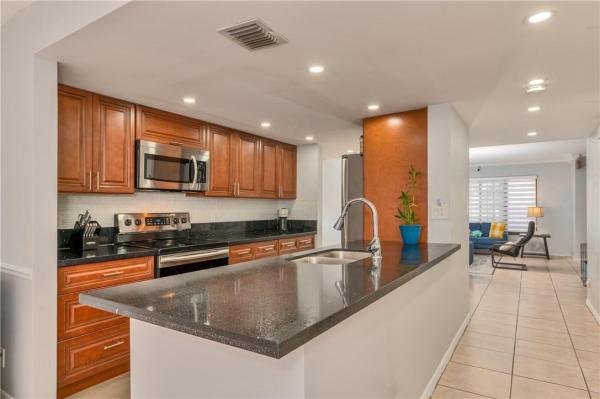 Palm Isles At Welleby, 9492 NW 39th St, Sunrise, Florida 33351, image 3