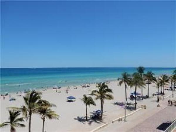 Windwood Seas, 326 Harrison St #105A, Hollywood, Florida 33019, image 1