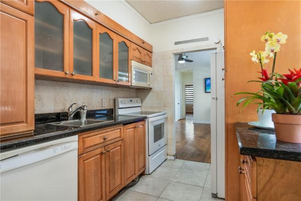 Windwood Seas, 326 Harrison St #105A, Hollywood, Florida 33019, image 3