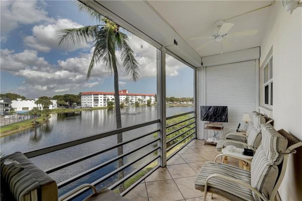 Castle Gardens, 4851 NW 21st St #316, Lauderhill, Florida 33313, image 2