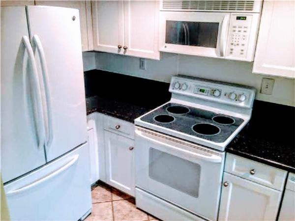 701 NW 19th St #401, Fort Lauderdale, Florida 33311, image 1