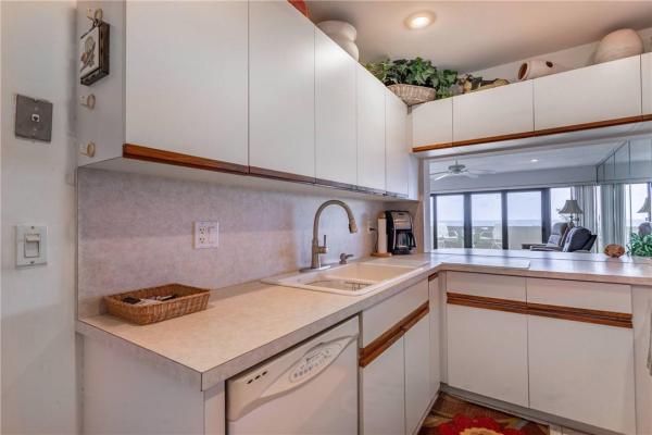 The Beach House, 330 SE 20th Ave #422, Deerfield Beach, Florida 33441, image 1