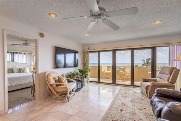 The Beach House, 330 SE 20th Ave #422, Deerfield Beach, Florida 33441, image 2