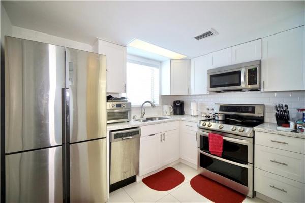 Suburbanite, 3701 Tyler #201, Hollywood, Florida 33021, image 1