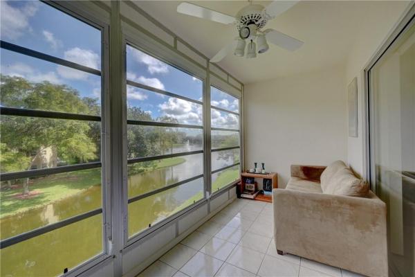 Eleuthera Village, 1802 Eleuthera Pt #D3, Coconut Creek, Florida 33066, image 1