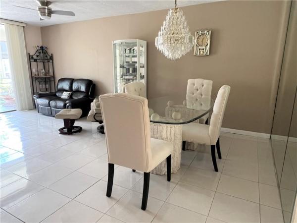 Somerset, 2831 Somerset Dr #212, Lauderdale Lakes, Florida 33311, image 3