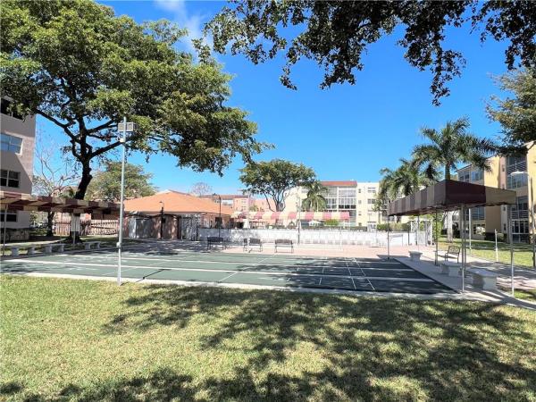 Somerset, 2831 Somerset Dr #212, Lauderdale Lakes, Florida 33311, image 1
