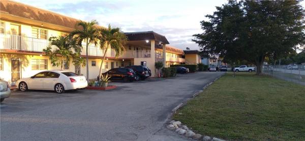 19305 NE 2nd Ave #2302, Unincorporated Dade County, Florida 33179, image 1