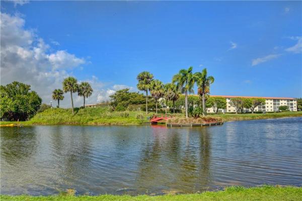 Bermuda Village, 1902 Bermuda Cir #A1, Coconut Creek, Florida 33066, image 1