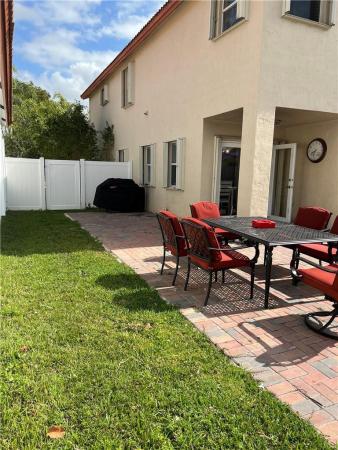 Chapel Cove, 1200 NW 192nd Ter, Pembroke Pines, Florida 33029, image 3