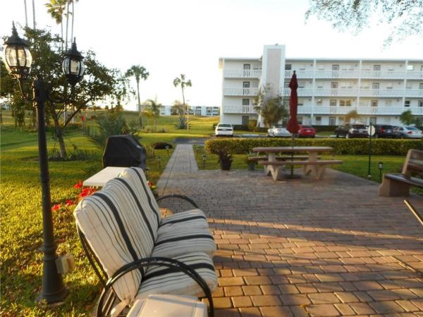 Ellesmere, 1010 Ellesmere A, Deerfield Beach, Florida 33442, image 3