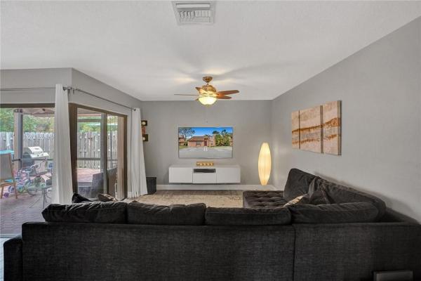 Townhomes Of Rock Creek, 33 Chestnut Cir, Cooper City, Florida 33026, image 2