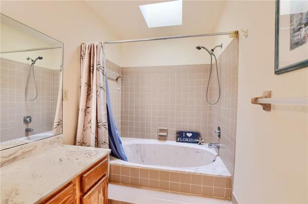 The Lakes Of Deer Creek, 630 Deer Creek Lake Point North Ln, Deerfield Beach, Florida 33442, image 2