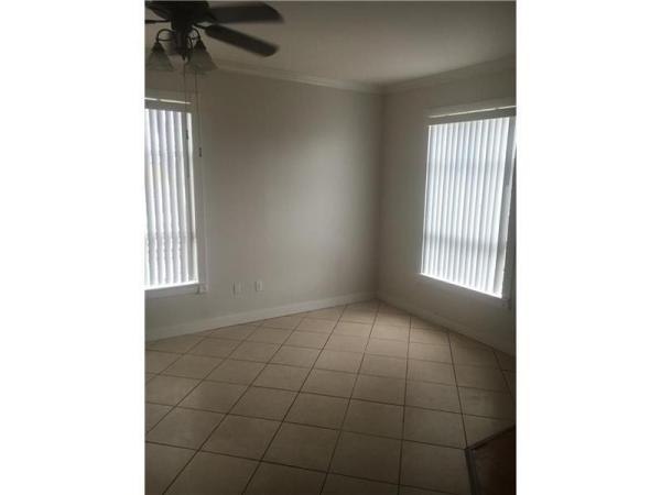 Royal Palms, 7400 W 20th Ave #101, Hialeah, Florida 33016, image 1