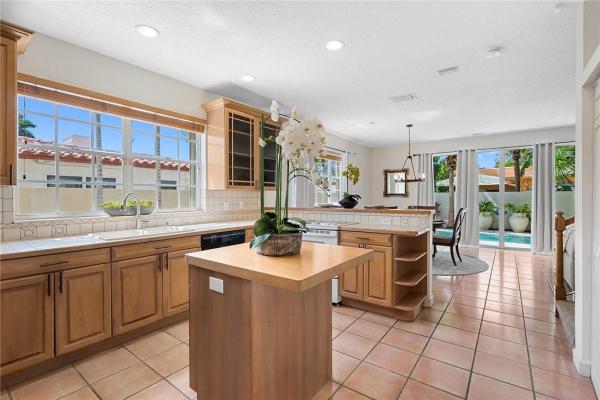 Livermore Estates, 1815 Coral Ridge Dr, Fort Lauderdale, Florida 33305, image 3
