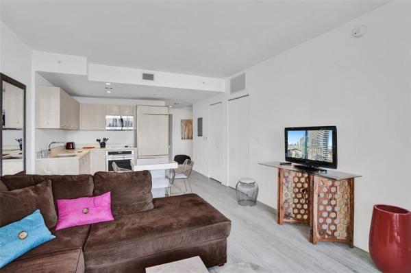 Brickell Heights East, 45 SW 9th St #2810, Miami, Florida 33130, image 1