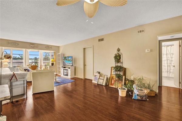 Rio Nuevo, 1000 SW 12th St #209, Fort Lauderdale, Florida 33315, image 2