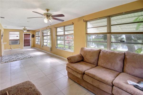 Paradise Gardens 3, 1385 NW 69th Ter, Margate, Florida 33063, image 1