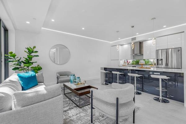 Wilton Springs, 2675 NE 8th Ave #2675, Wilton Manors, Florida 33334, image 3